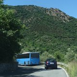 148 Op de bergwegen hadden we de bus voor ons neus